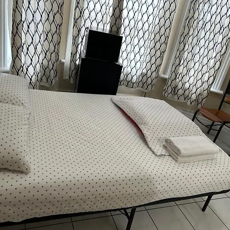 586 Hotel-2